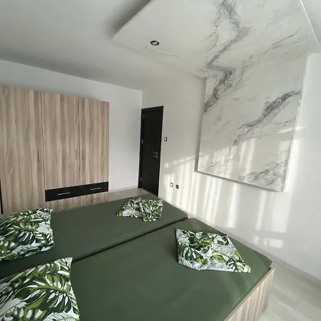 Relax Apartment, Burgas アパート *